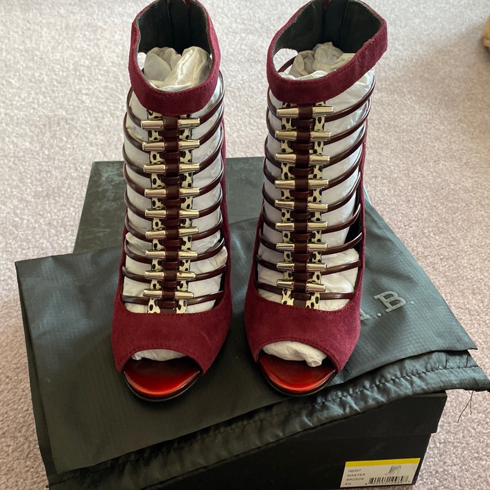 NEW L.A.M.B. Wine suede heels
